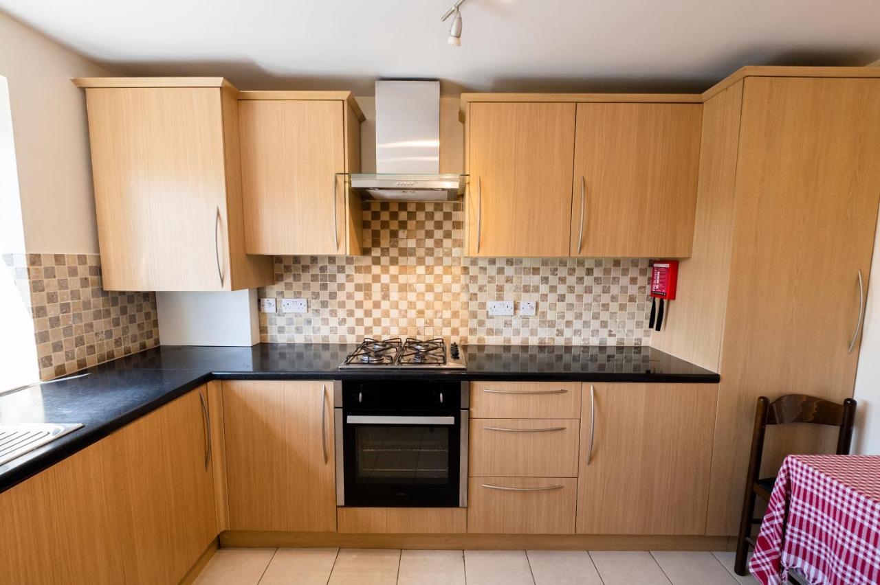 19 Shrewsbury Walk Apartment Isleworth Exterior photo